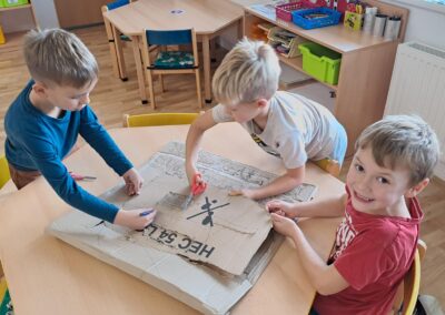 obyčejná krabice (2)